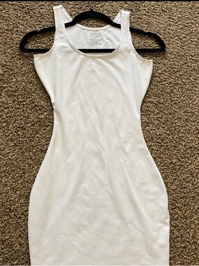 SPANX White Scoop Midi Bodycon Dress